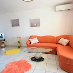Pavica דירה *